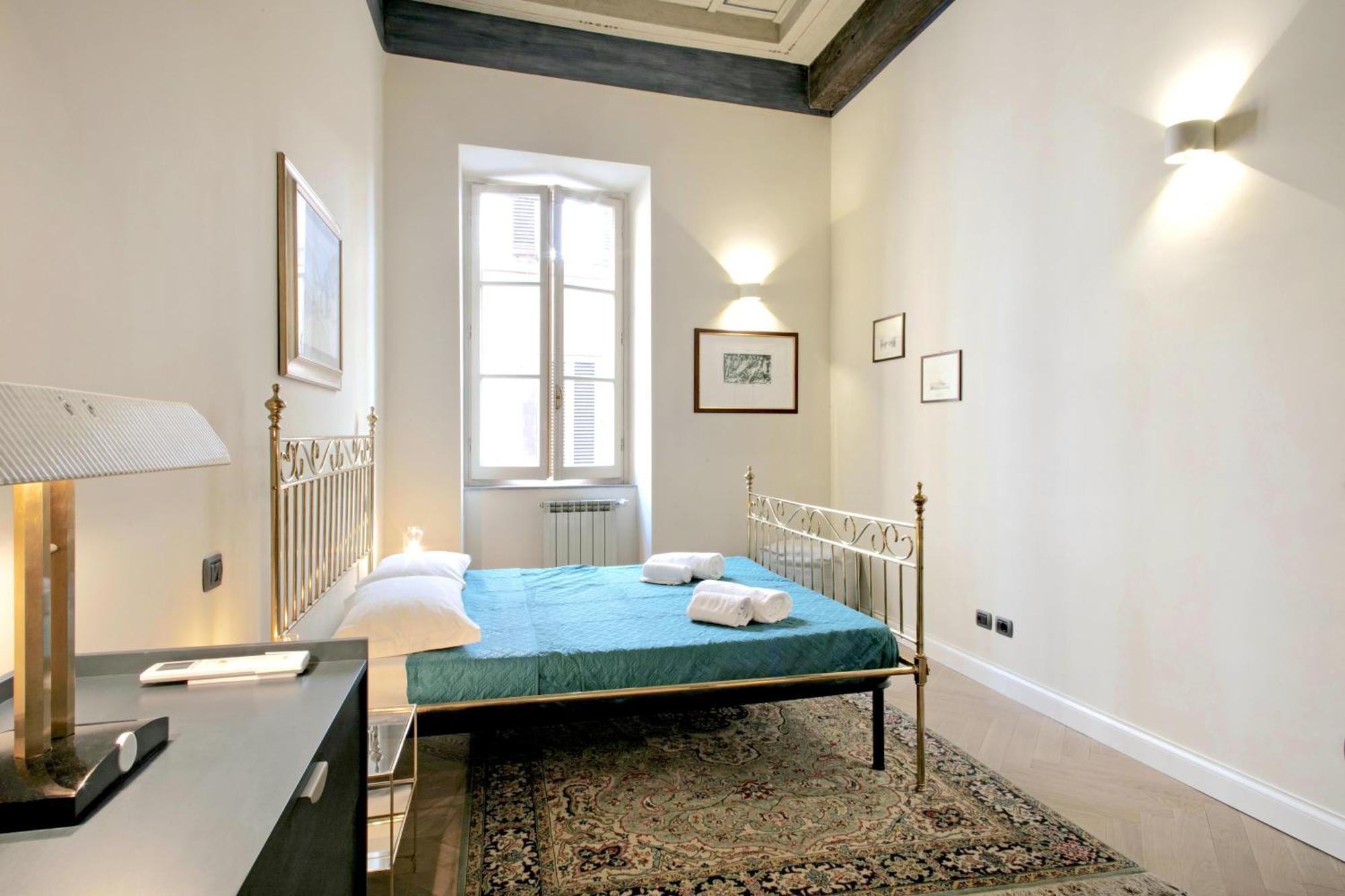Trevi Luxury Apartment โรม ภายนอก รูปภาพ